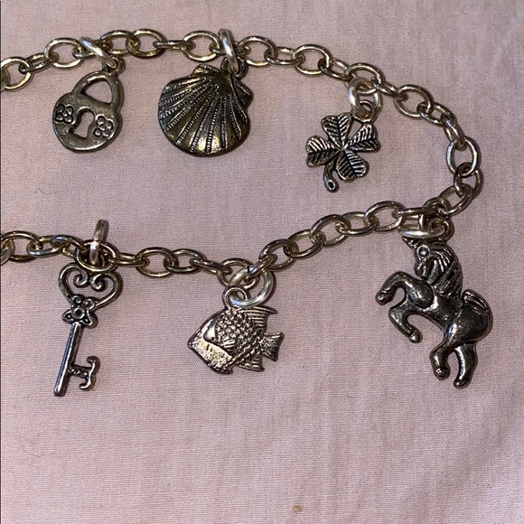 Lucky Princess Charm Bracelet - Picture 4 of 4
